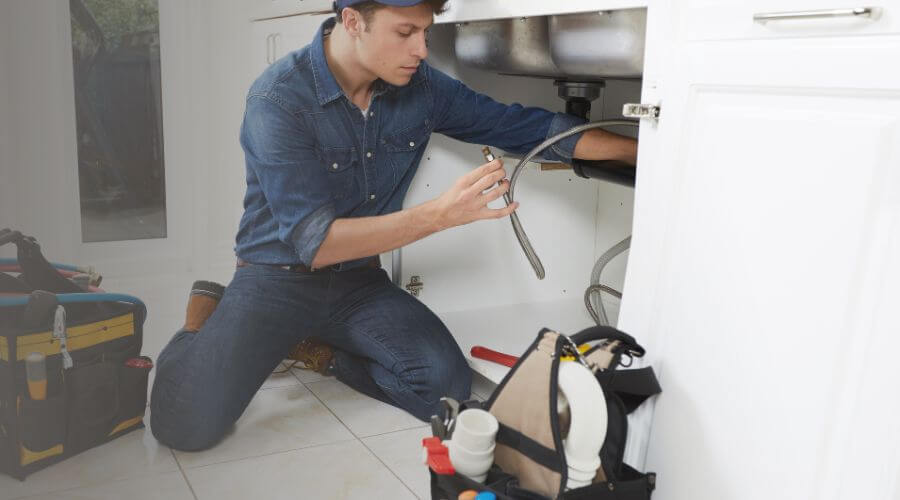 Expert burst pipe repair services in Ottawa, IL